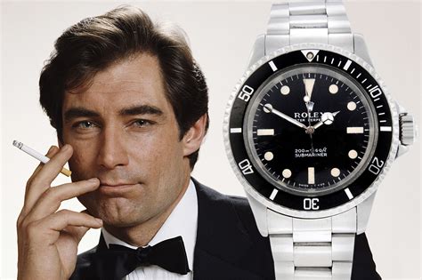 timothy dalton james bond rolex|james bond rolex submariner.